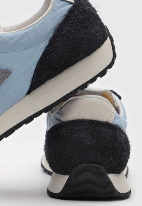 Tenis Lifestyle new balance 471 Celeste