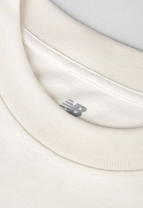 Camiseta new balance Beige