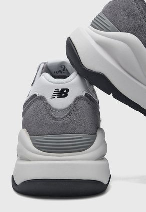 Tenis Lifestyle Gris-Blanco new balance 57/40