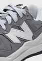 Tenis Lifestyle Gris-Blanco new balance 57/40 de New Balance