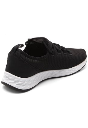 Running Negro-Blanco New Balance Course