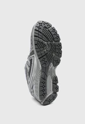 Tenis new balance 1906R Gris