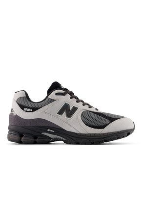 Tenis Lifestyle Unisex U2002RV1 New Balance U200210D