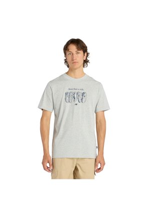 Camisa Deportiva New Balance Originales Graphics Gris Hombre