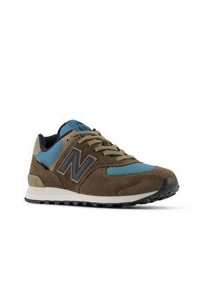 Tenis New Balance 574-Marron