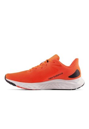Tenis New Balance Fresh Foam Arishi V4-Naranja