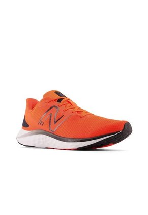Tenis New Balance Fresh Foam Arishi V4-Naranja