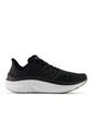 Tenis New Balance Fresh Foam X Kaiha Hombre-Negro/Blanco de New Balance