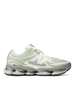 Tenis Lifestyle Unisex 2000 New Balance U20002UU