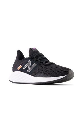 Tenis New Balance Fresh Foam Roav Mujer-Negro