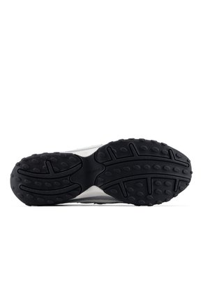 Tenis Lifestyle Unisex 204L New Balance U204LPC