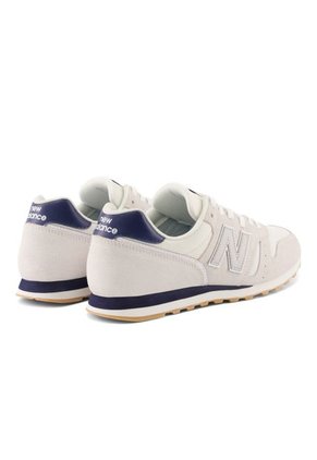 Tenis New Balance 373-Gris Claro