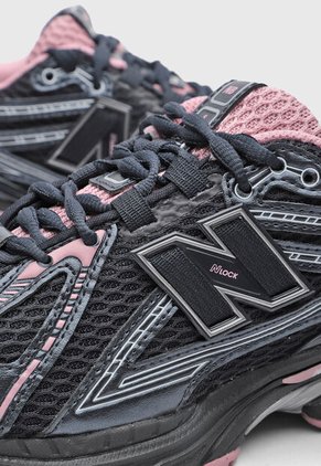 Tenis Lifestyle new balance 1906R Negro
