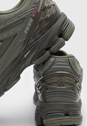 Tenis new balance 1906R Verde