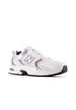 Tenis New Balance 530-Blanco/Gris de New Balance