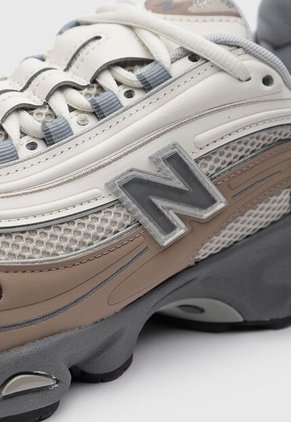 Tenis new balance 1000 Café
