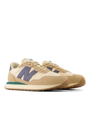 Tenis New Balance 237-Caqui