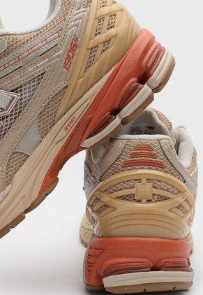 Tenis new balance 1906R Café