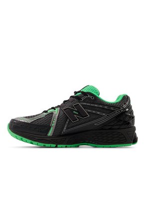 TENIS NEW_BALANCE UNISEXO U1906RCT 1906R Talla 8
