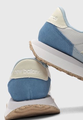 Tenis new balance 237 Celeste