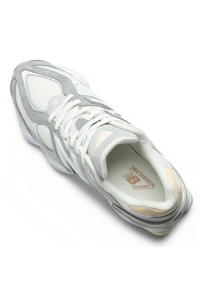 TENIS NEW_BALANCE UNISEXO U9060AUB 9060 Talla 4.5