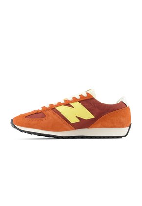 Tenis Deportivos New Balance Original Run 471 Naranja Unisex