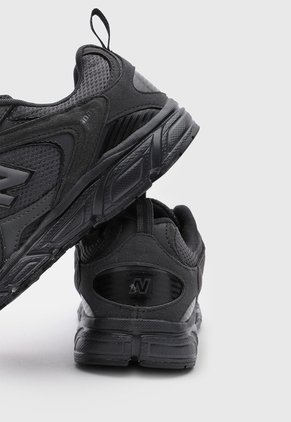 Tenis Lifestyle new balance 408 Gris Oscuro