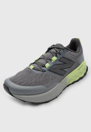 Tenis Trail Running new balance Garoé Gris