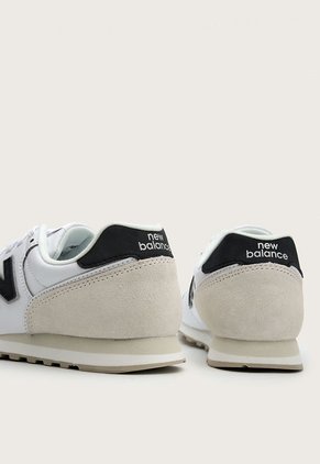 Tenis Lifestyle Blanco-Beige-Negro New Balance 373
