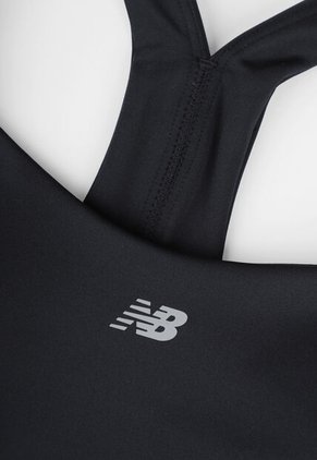 Top Training new balance Essential Train Negro