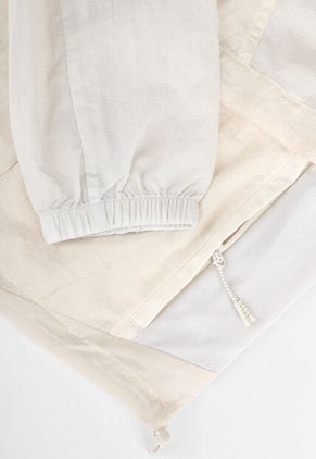 Chaqueta Running new balance Better Run Beige