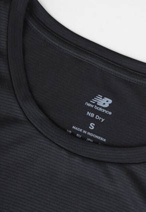 Camiseta new balance Sport Essential Negro