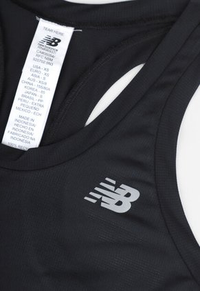Esqueleto Training new balance Essential Tank Negro