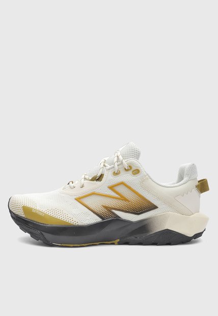Tenis Trail Running new balance DynaSoft Nitrel v6 Marfil
