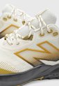 Tenis Trail Running new balance DynaSoft Nitrel v6 Marfil de New Balance
