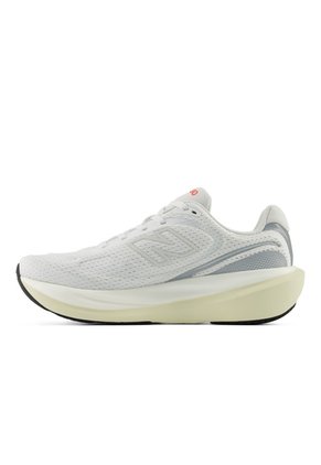 Tenis Running 1080 V15 New Balance W108094Q