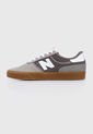 Tenis Skateboarding Gris-Blanco-Café New Balance 272 de New Balance