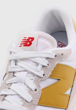Tenis Lifestyle Beige-Blanco-Mostaza New Balance 237