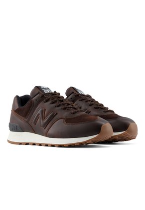 Tenis Lifestyle 574 New Balance W574HM
