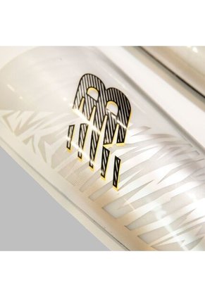 Canilleras New Blance Unisex Furon League Slip Guard -Blanco