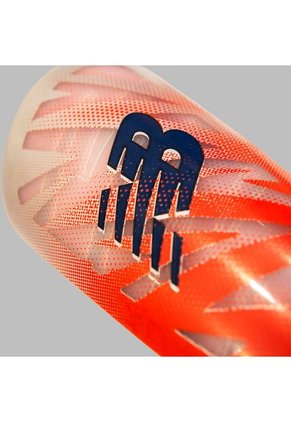 Canilleras New Blance Unisex Furon Pro Slip Guard -Rojo