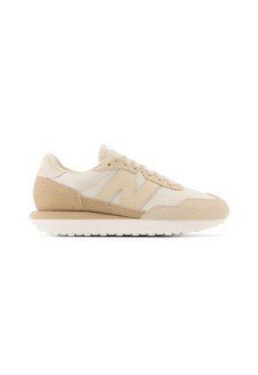 Tenis New Balance Mujer 237 Beige - Blanco