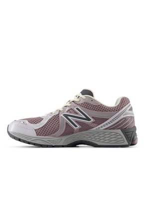 Tenis Lifestyle Unisex 860 V2 New Balance ML860BW2