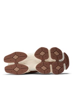 Tenis Deportivos New Balance Originales 9060 Rojo