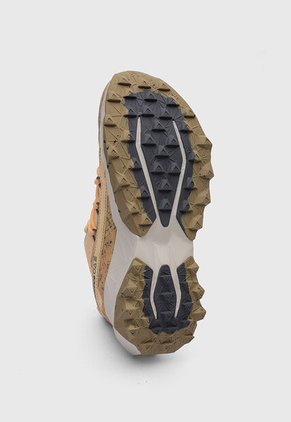 Tenis new balance Tektrel Naranja