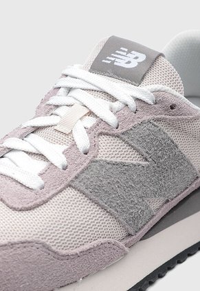 Tenis new balance 237 Beige