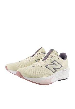Tenis New Balance 520 Mujer-Beige