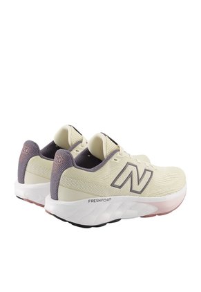 Tenis New Balance 520 Mujer-Beige