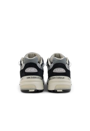 Tenis Lifestyle Unisex Made In USA 992 Core New Balance U992BK