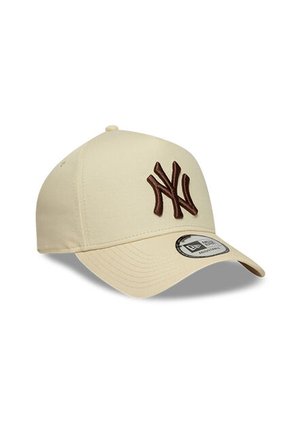 Gorra New Era New York Yankees League 9Forty-Beige